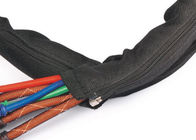 自動車ジッパー ケーブルの編みこみのワイヤー保護装置のための袖によって編まれる覆いの黒